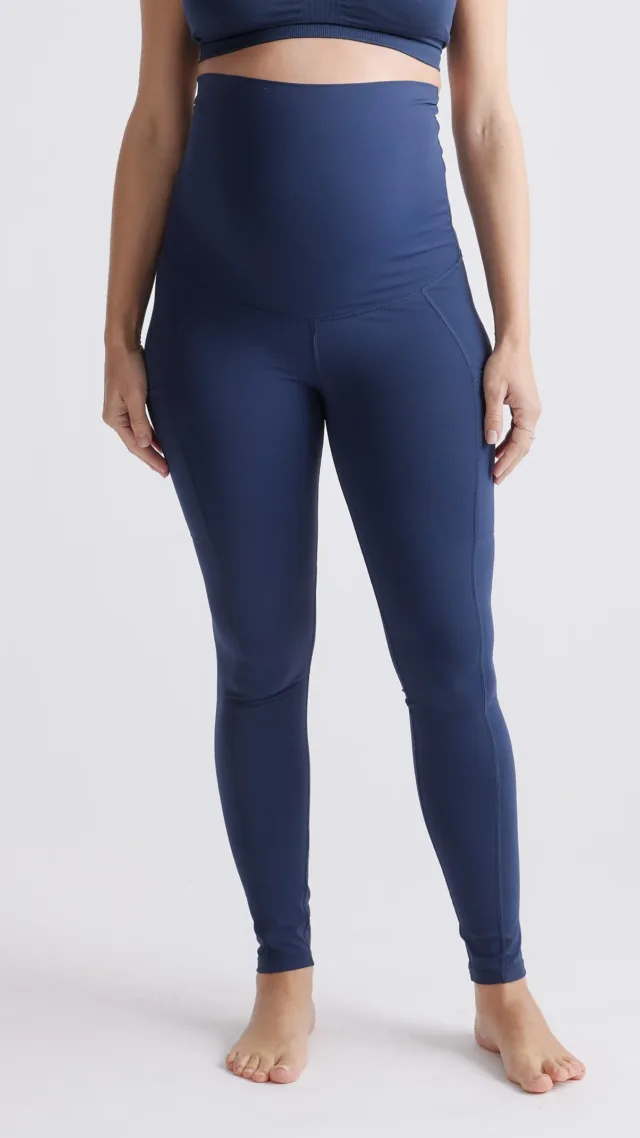 Navy Performance Maternity & Postpartum Leggings