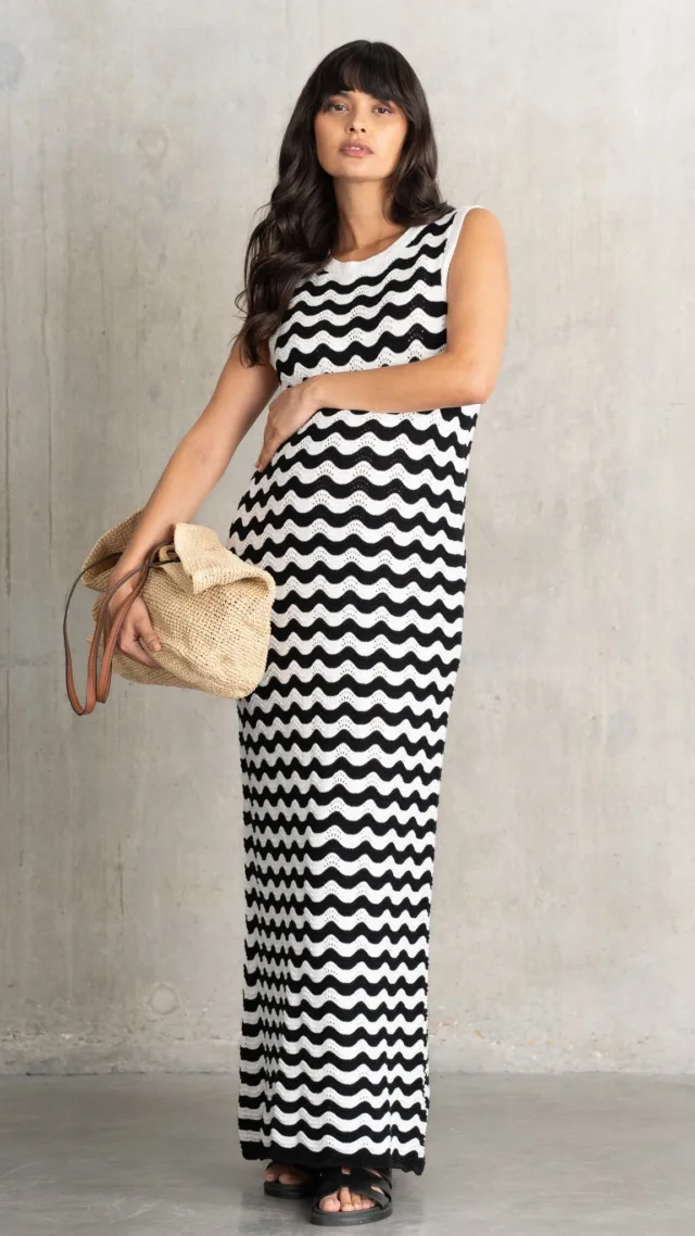 Wave Stitch Knit Maxi Maternity Dress